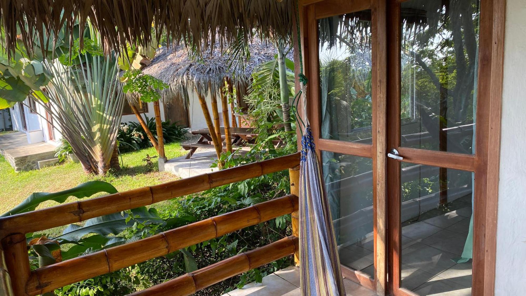 Hosteria Guachapeli Las Tunas Extérieur photo